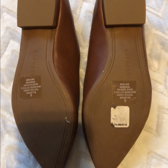 Brown Express point toe flats - Picture 3 of 3